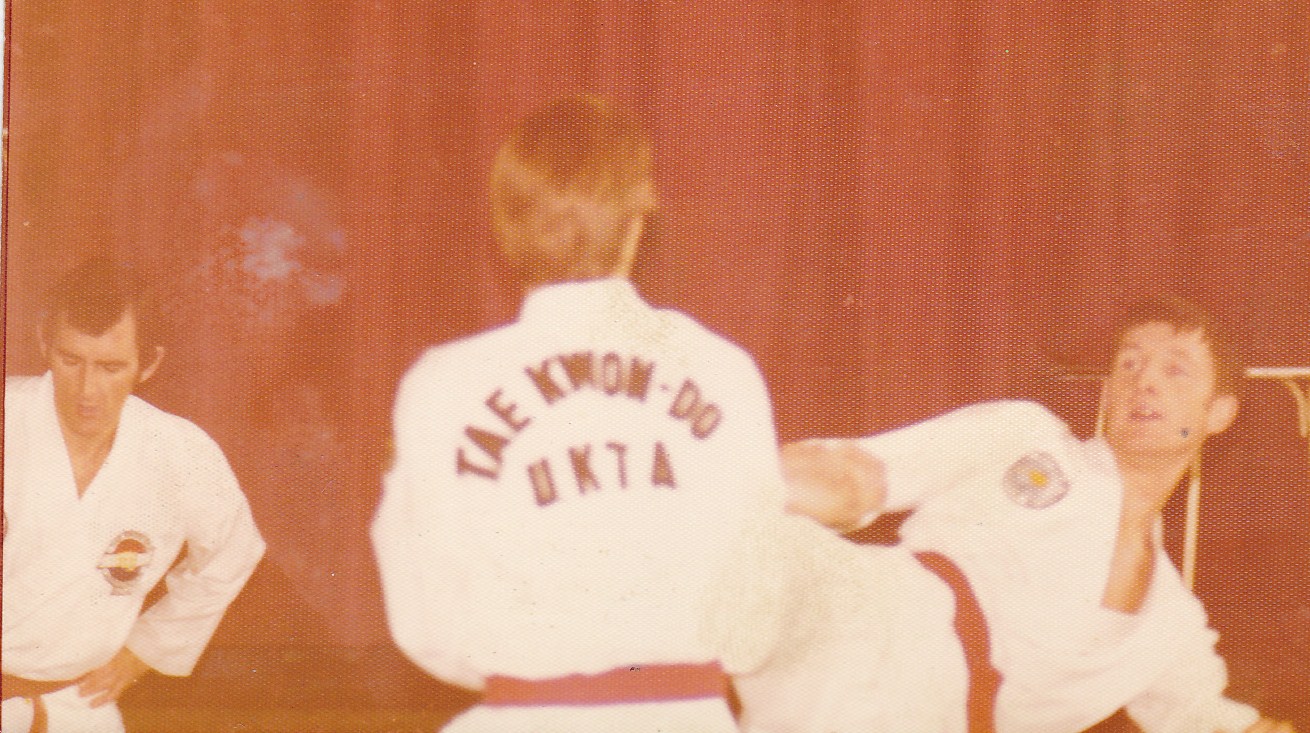 black-belt-grading-1977-frank-murphy-and-william-rose